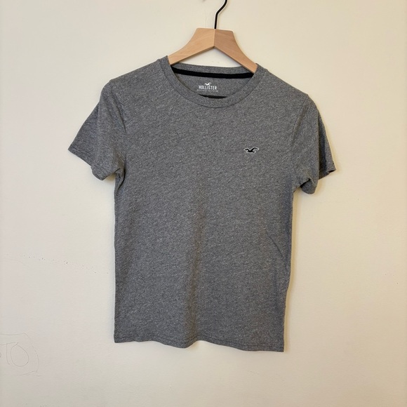Women's Hollister Gray Short Sleeve Logo Tee XXS | Y2K Preppy Basic - Picture 2 of 4